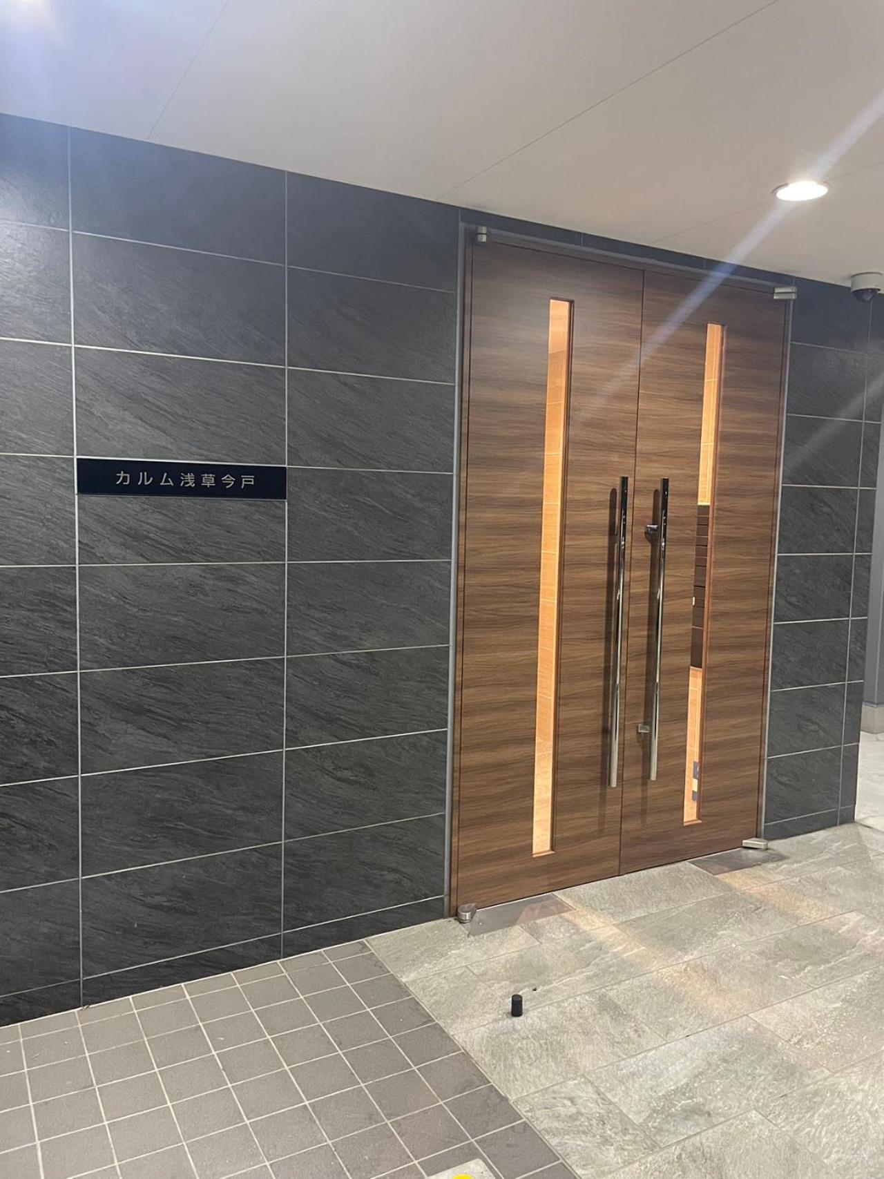 Calum Asakusa Imado Tokyoカルム浅草今戸ツインルーム新築民泊東京浅草隅田川今戸神社近くスカイツリー見えるコンビニコインランドリー近くある浅草駅まで徒歩圏内アクセス便利成田空港羽田空港銀座渋谷東京駅直通 Exterior photo